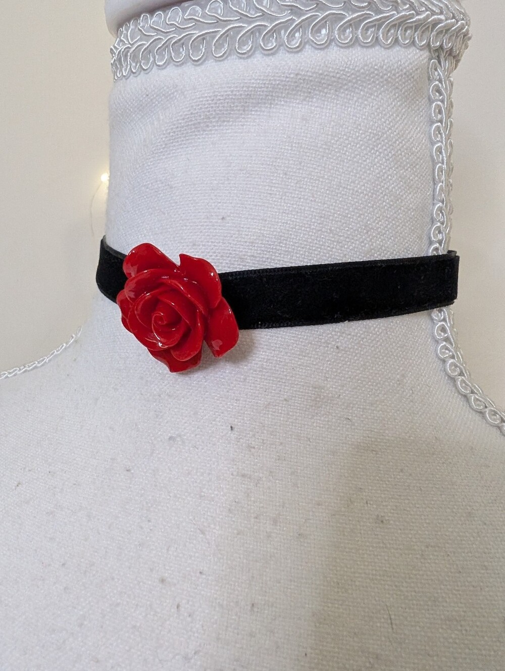 Red Rose Velvet Choker Necklace - Women's Gothic Jewelry